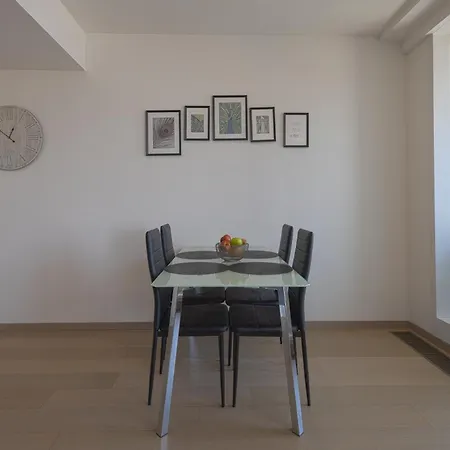 Διαμέρισμα Skau Panorama Family & Business View Free Parking